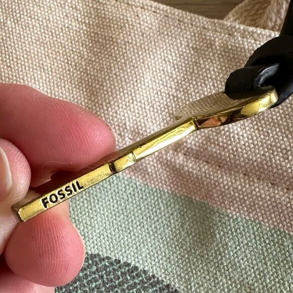 Fossil Cotton Canvas Tote Bag with Key Charm 30 Year Anniversary 2014 - Picture 9 of 9